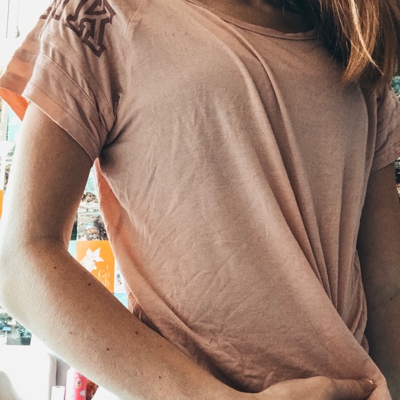 vs PINK tee - Picture 1 of 5